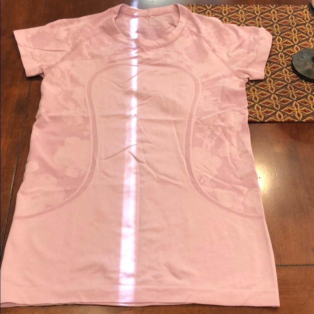 Lululemon Swiftly Tech Tee